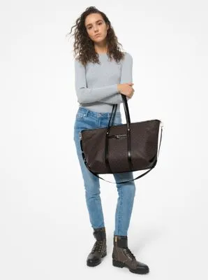 Beck Large Logo Tote Bag