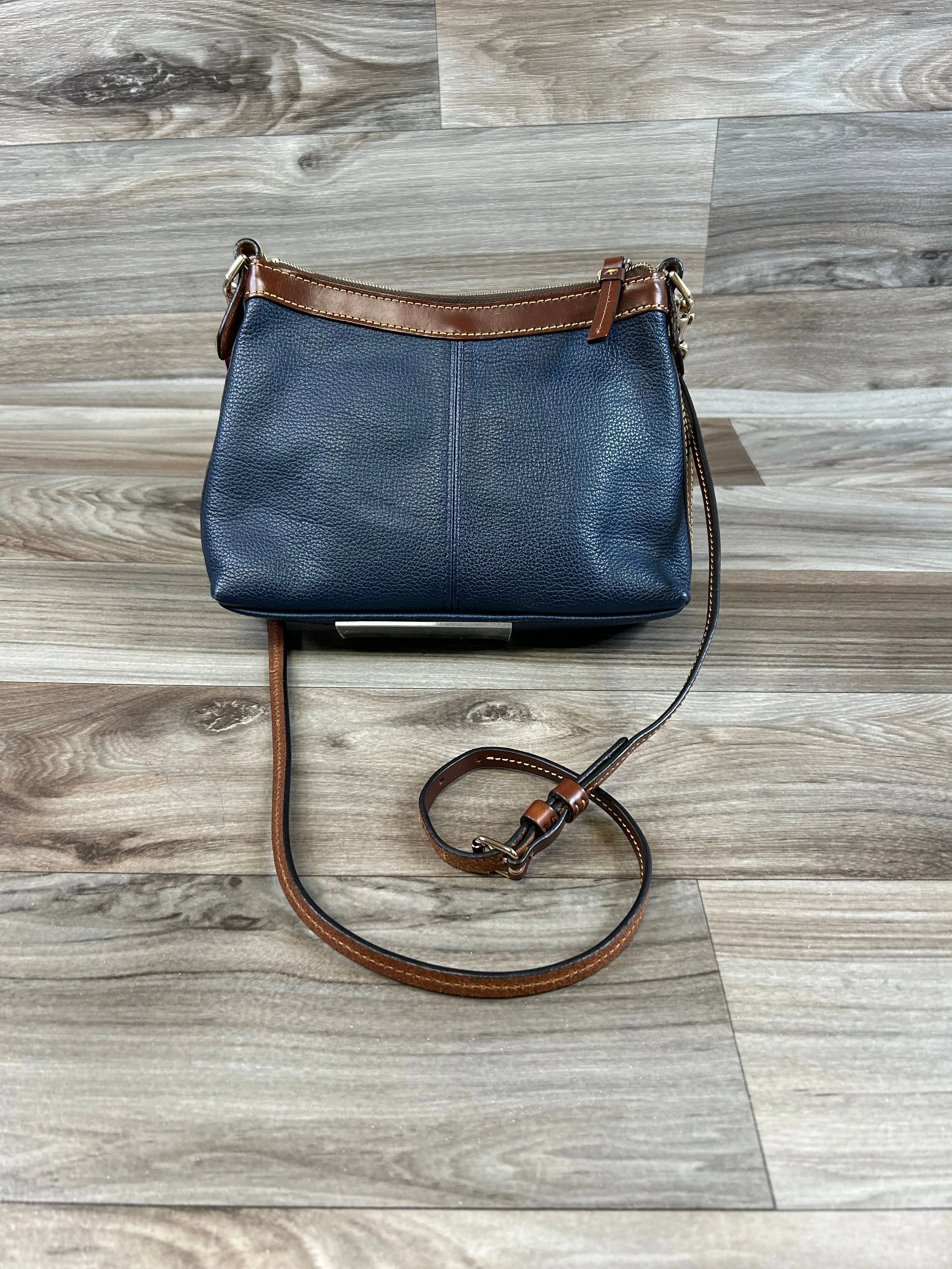 Crossbody Designer By Dooney And Bourke, Size: Small