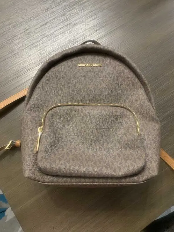 Erin Medium Logo Backpack