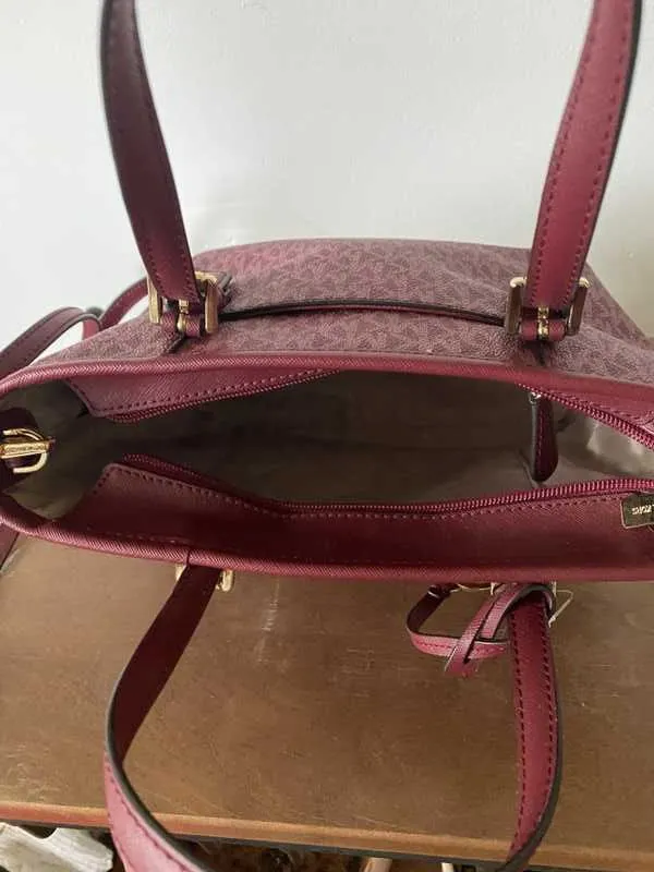 Jet Set Travel Extra-Small Logo Top-Zip Tote Bag