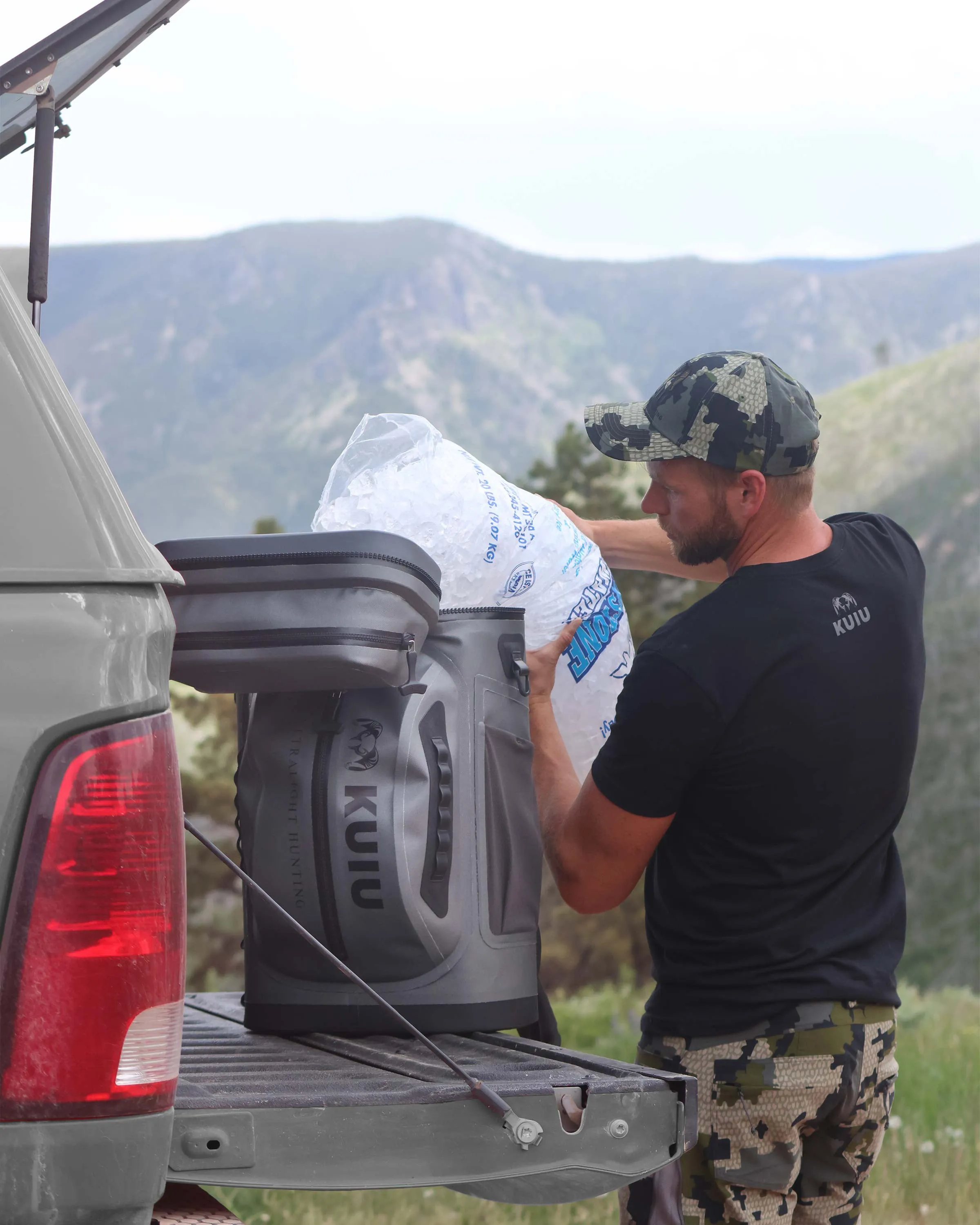 Kodiak 2000 Cooler Backpack | Coyote Brown
